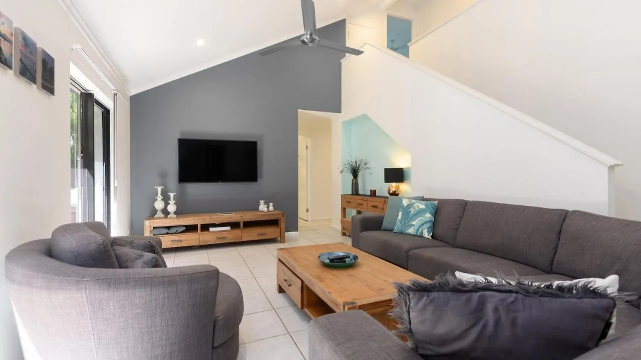 8 Fairways North Port Douglas